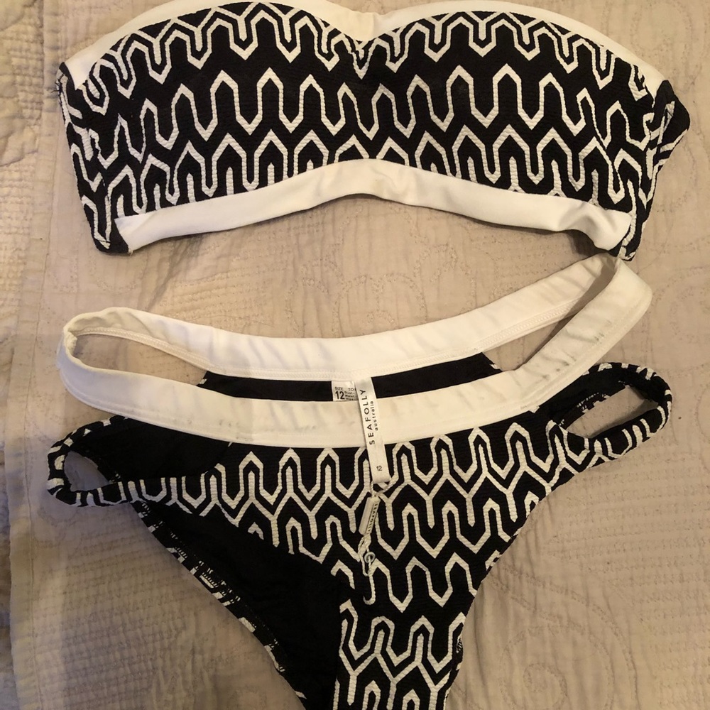 Strapless bikini